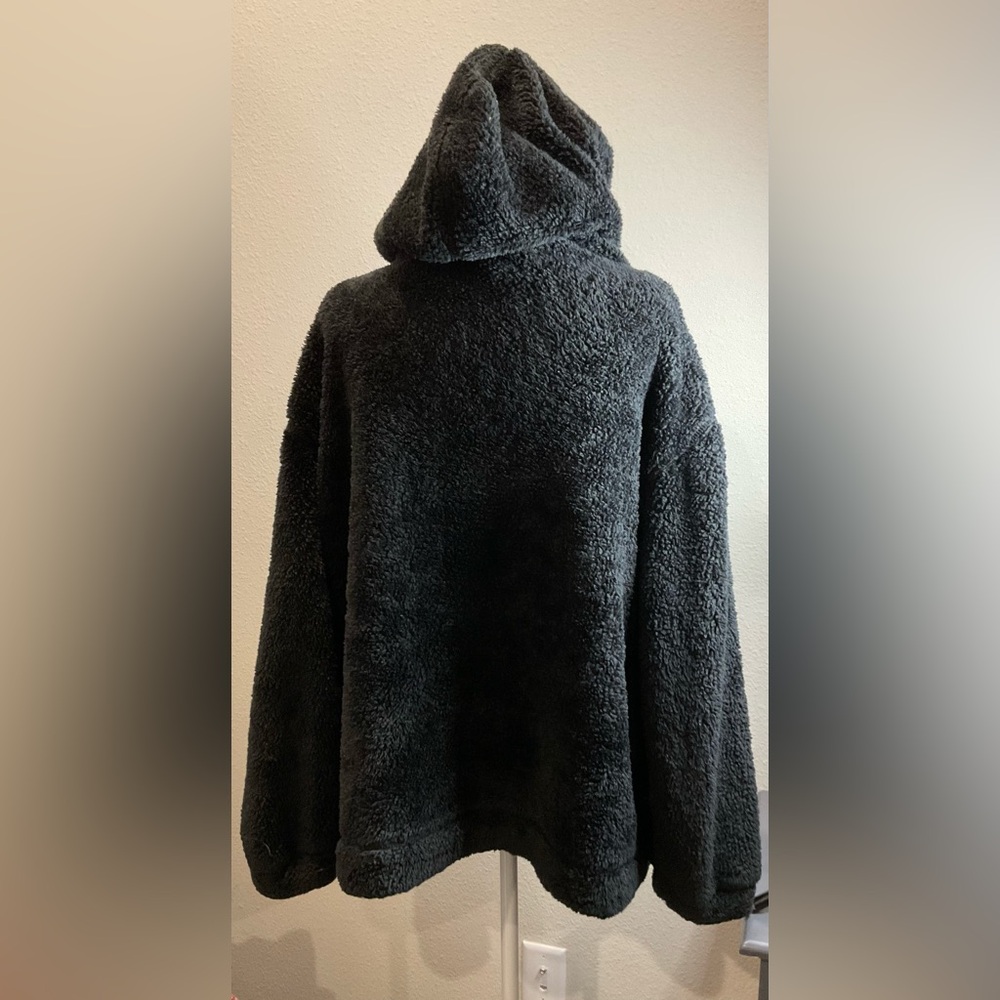 Universal Thread Black Fleece Jacket - Picture 10 of 14